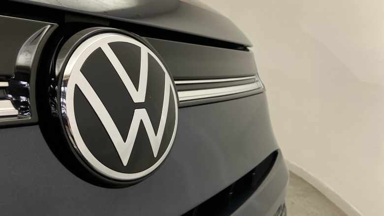 Volkswagen Multivan 2.0 TDI Life 5dr DSG Diesel Estate